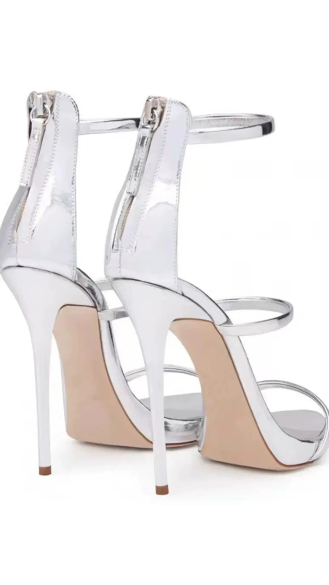 VENUS · SANDALIAS DE TACÓN CON TIRAS ELEGANTES