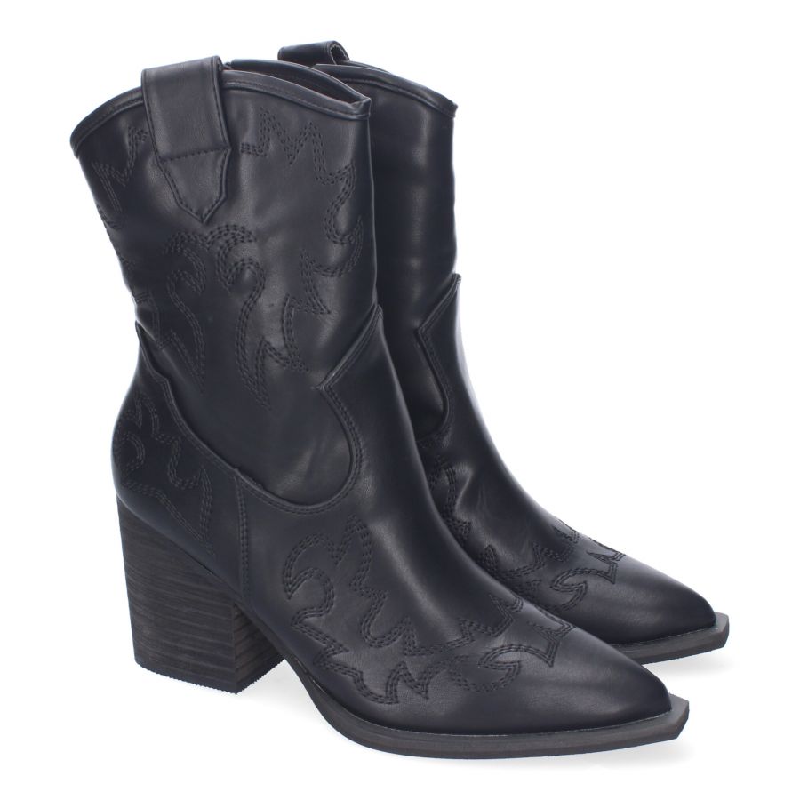 TULSA · BOTINES COWBOY DE PUNTA FINA CON BORDADOS Y TACÓN DE 8 CM