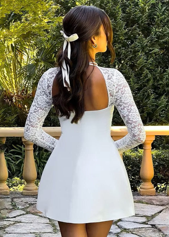CELINE · VESTIDO MINI CON MANGAS LARGAS DE ENCAJE Y ESCOTE RECTO
