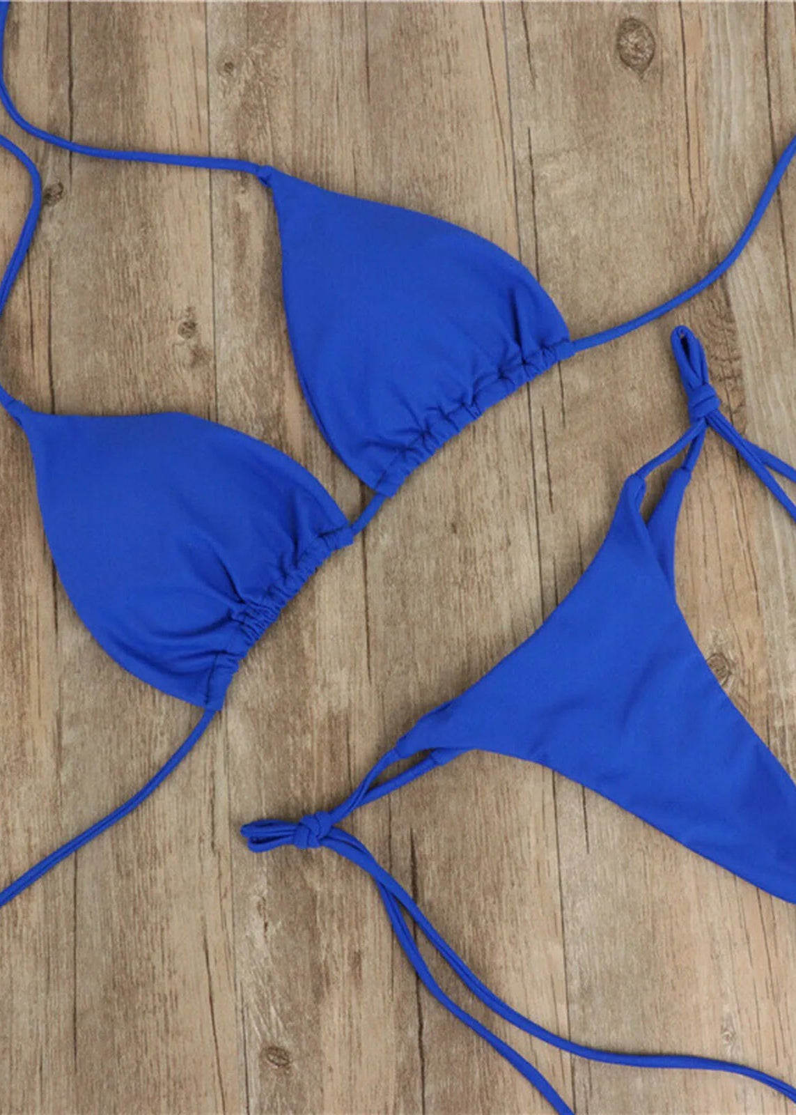 KYLIE · BIKINI MINI DE TRIÁNGULO AJUSTABLE