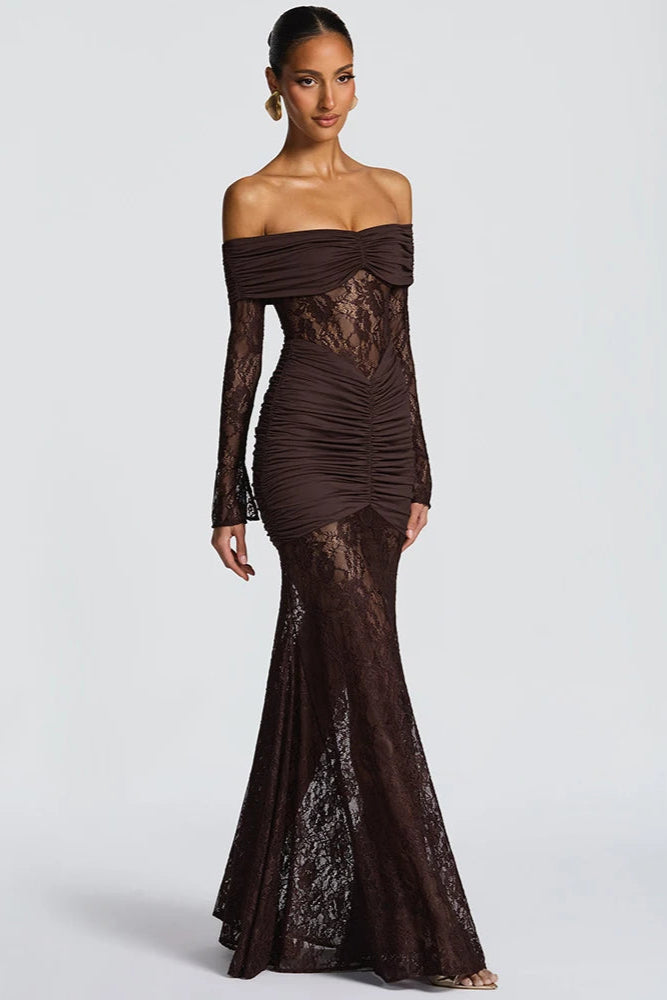SERAPHINE · VESTIDO LARGO DE ENCAJE CON HOMBROS DESCUBIERTOS Y MANGA LARGA