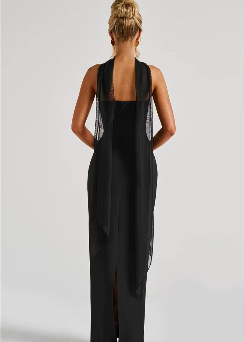 RUBY · VESTIDO LARGO CEÑIDO SIN TIRANTES CON GUANTES Y CHAL LIGERO