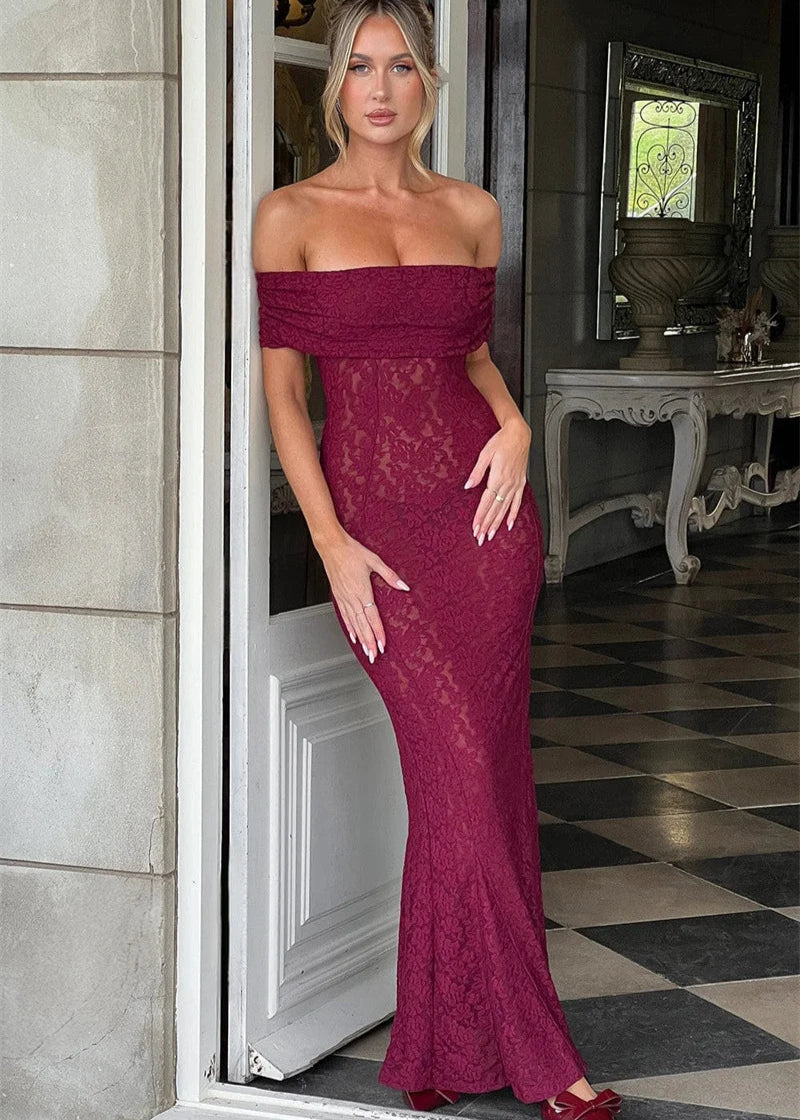 KENDRA · VESTIDO LARGO DE ENCAJE CON ESCOTE BARDOT Y ESPALDA DESCUBIERTA