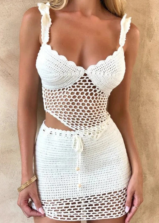 CUBA · CONJUNTO ASIMÉTRICO DE CROCHÉ CON FALDA MINI