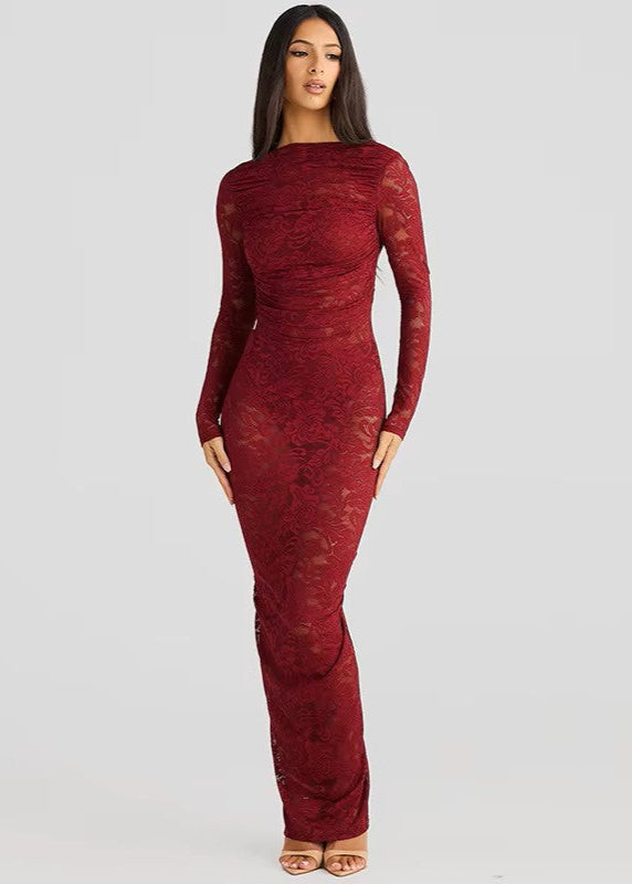GABRIELLE · VESTIDO LARGO DE ENCAJE CON ESPALDA DESCUBIERTA Y MANGAS LARGAS