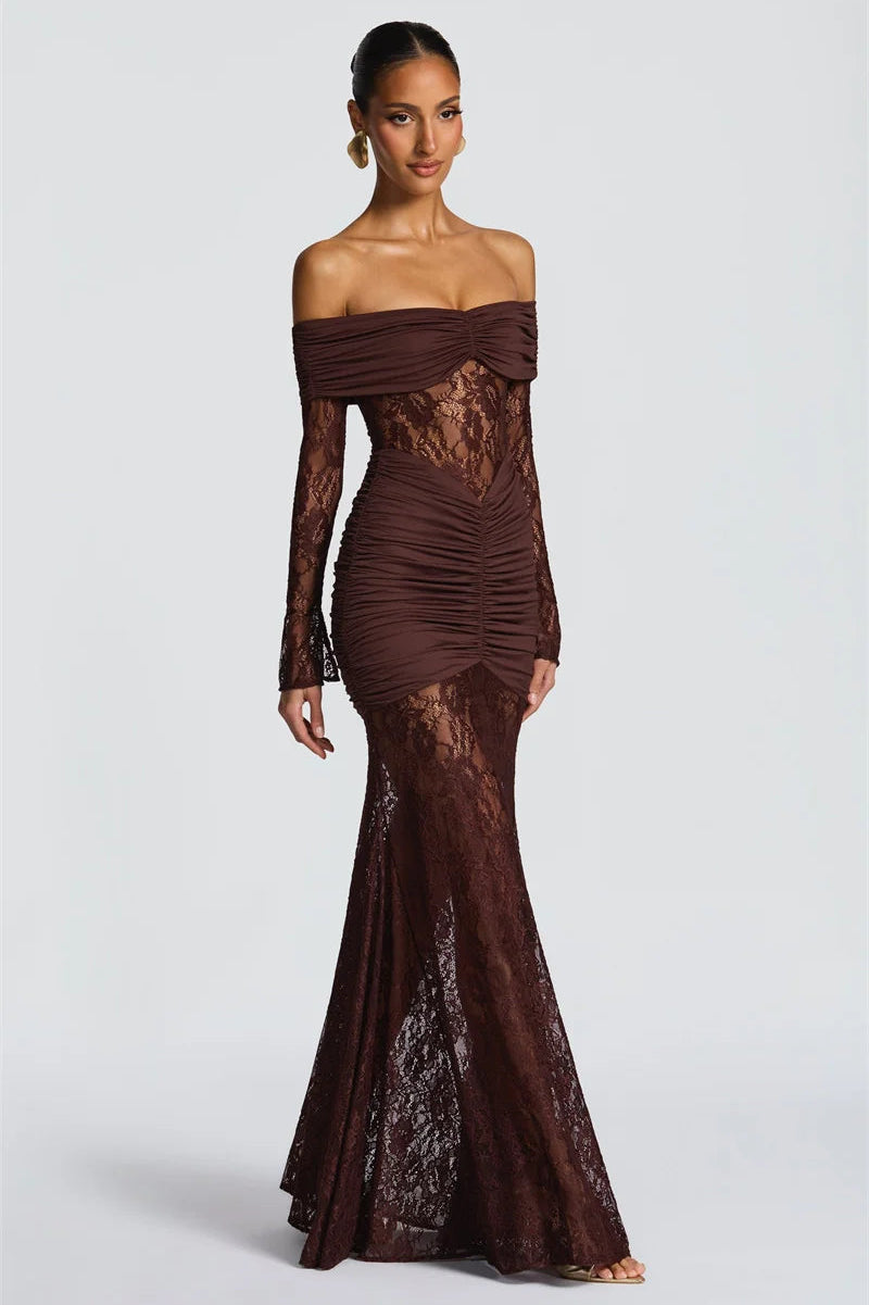 SERAPHINE · VESTIDO LARGO DE ENCAJE CON HOMBROS DESCUBIERTOS Y MANGA LARGA