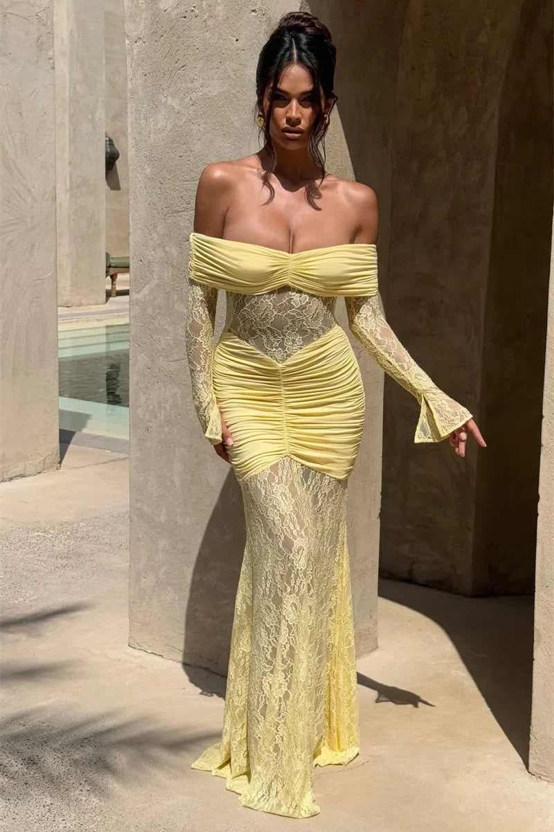 Vestido largo amarillo pastel SERAPHINE de encaje con hombros descubiertos y mangas largas – Malibu Barcelona