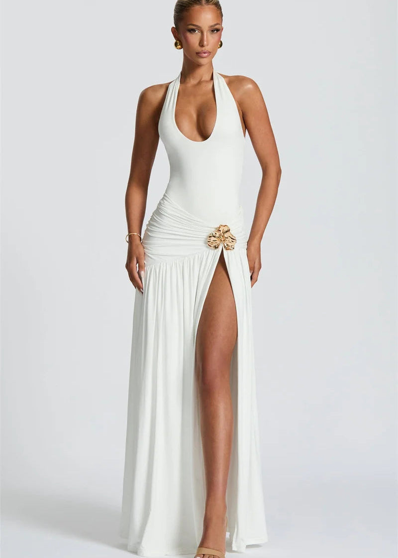 Vestido largo blanco con abertura lateral y detalle de aro ALEXIA de Malibu Barcelona