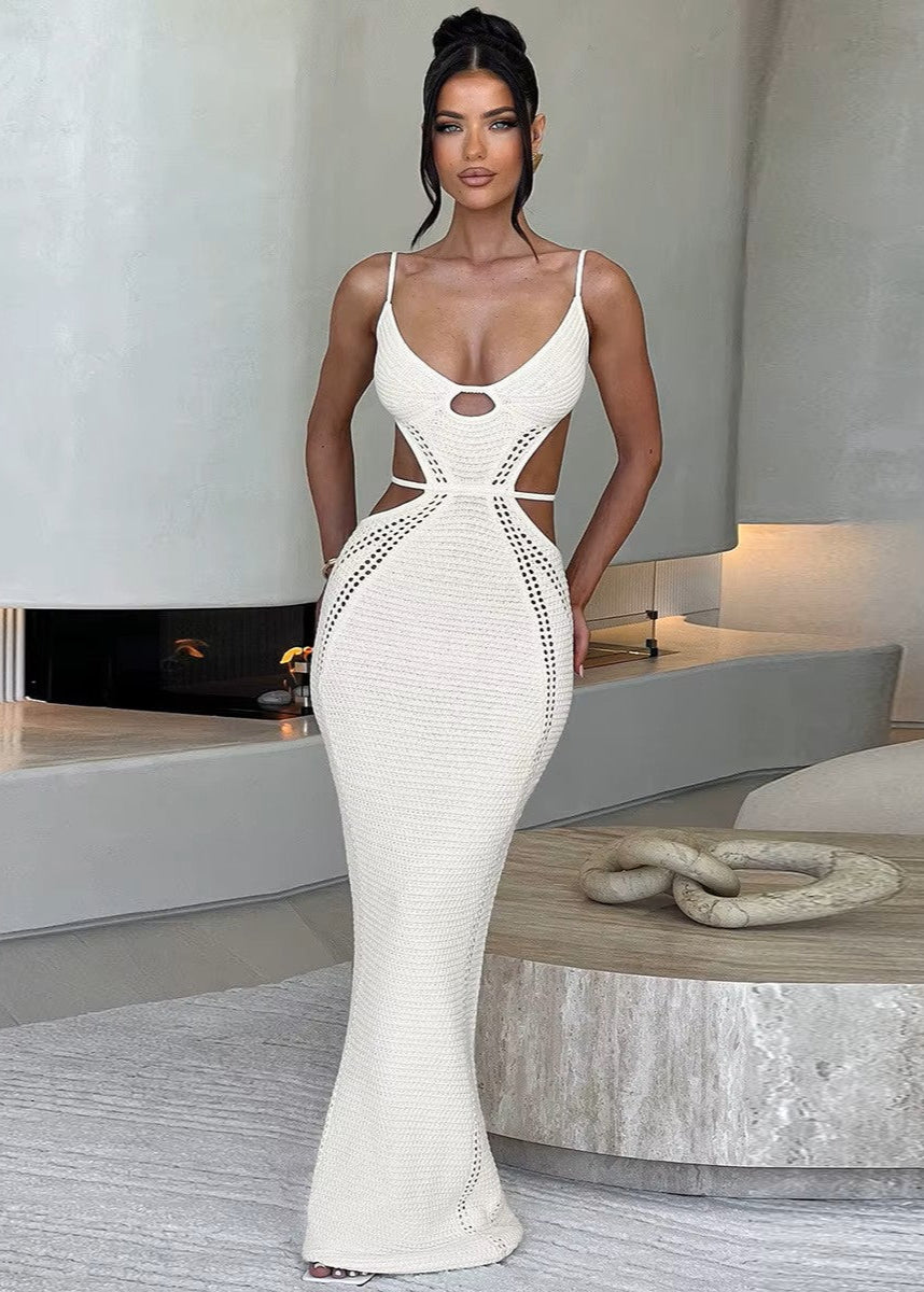 vestido blanco croché mujer espalda descubierta aberturas cintura corte sirena elegante