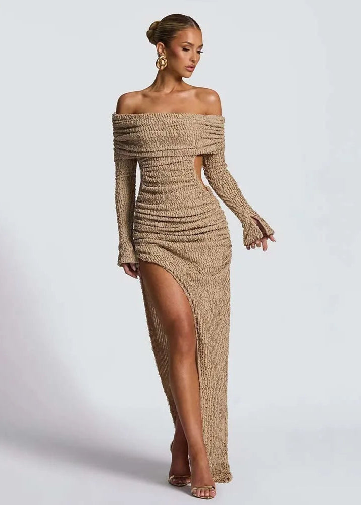 ZAHARA · VESTIDO LARGO FRUNCIDO CON ESCOTE BARDOT Y ABERTURA LATERAL